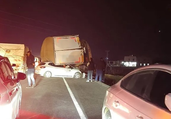 Diyarbakır'da katliam gibi zincirleme kaza! 3 ölü, 14 yaralı